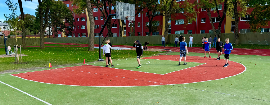 Spordiv&auml;ljaku kate Matchplay 2, Kuressaare Vanalinna Kool